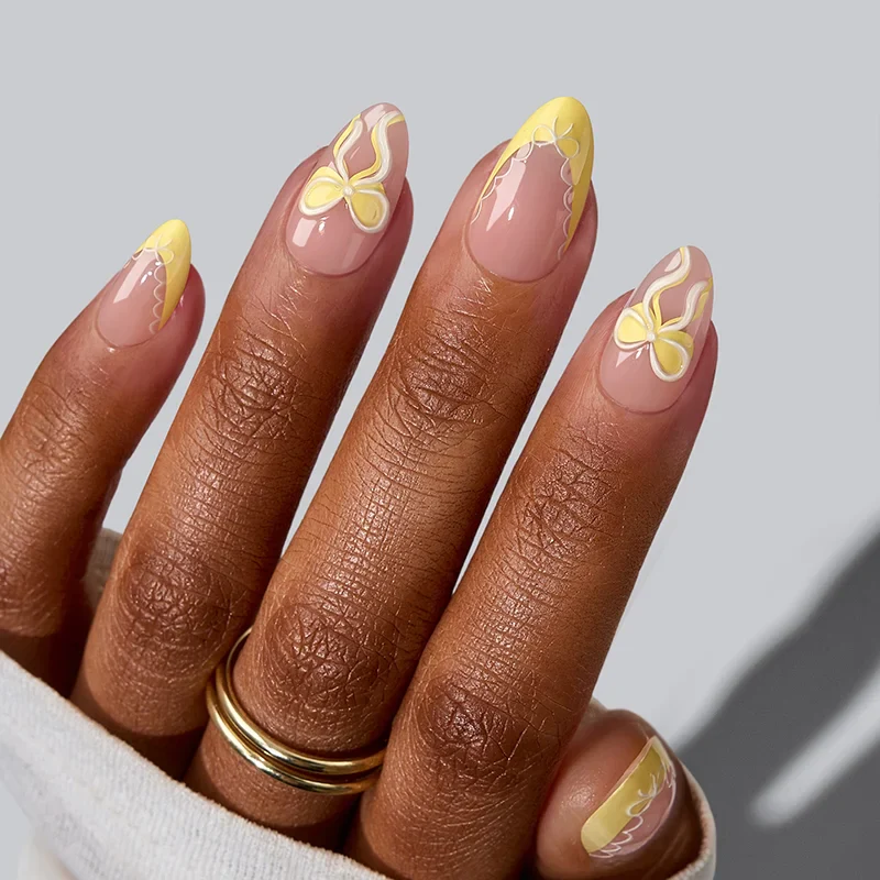 Featured Press On Nails